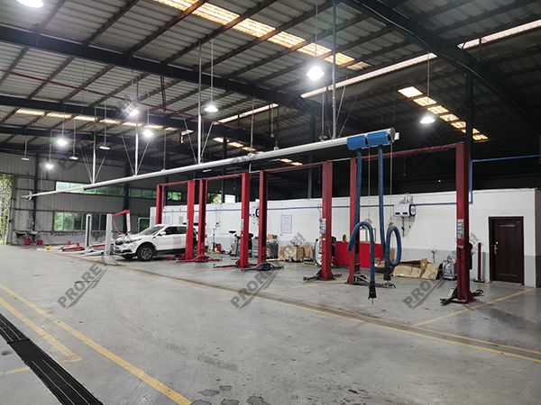 广东宝能4S店-揭阳揭东直营店-龙门举升机