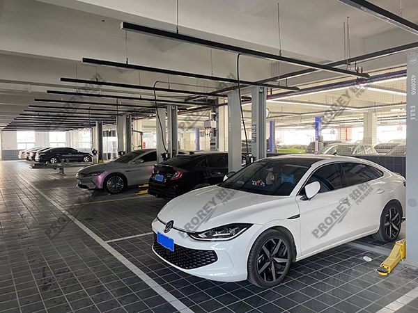 江苏哪吒4S店-南京东麒路哪吒汽车 (13)