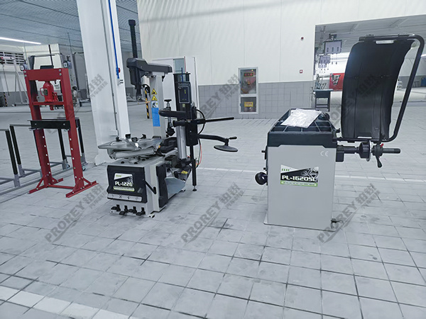 江苏鸿蒙智行4S店-徐州市瑞哲龙哲汽车 (6)